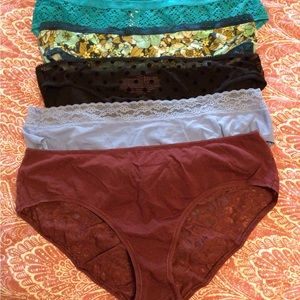 Five pair Victoria’s Secret panties size large